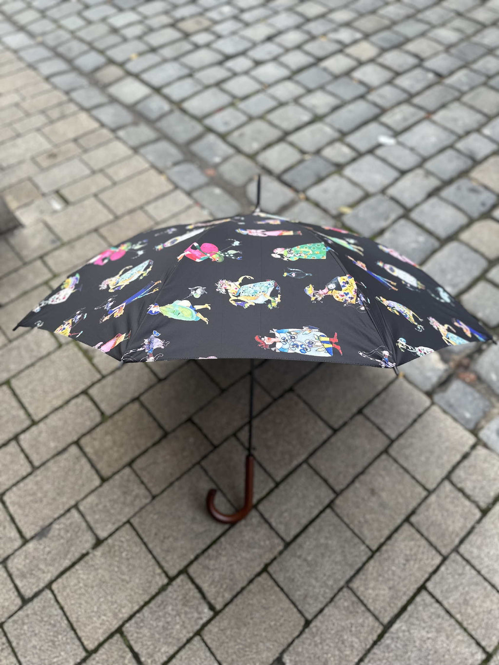 Regenschirm Weibsbilder seite schwarz