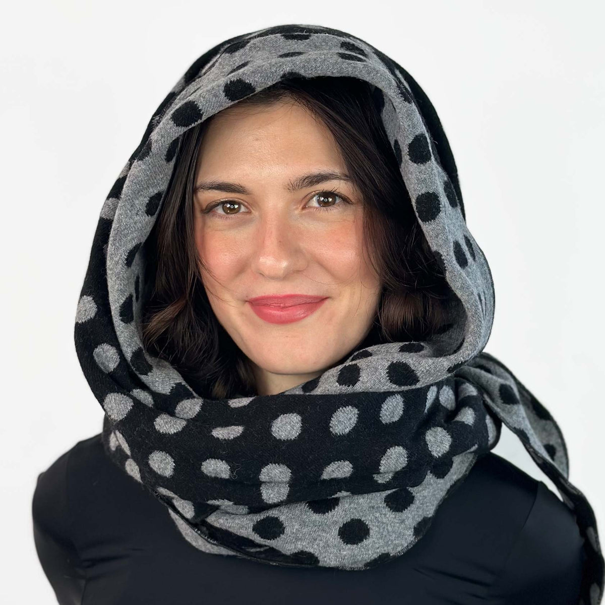 Verwandler Punkte schwarz als Kapuze