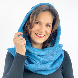 Verwandler Bella blau als Kapuze